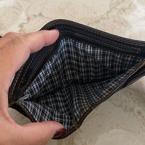 Delane Leather Compact Leather Wallet w/ Cross Body Strap - Picture 12 of 17